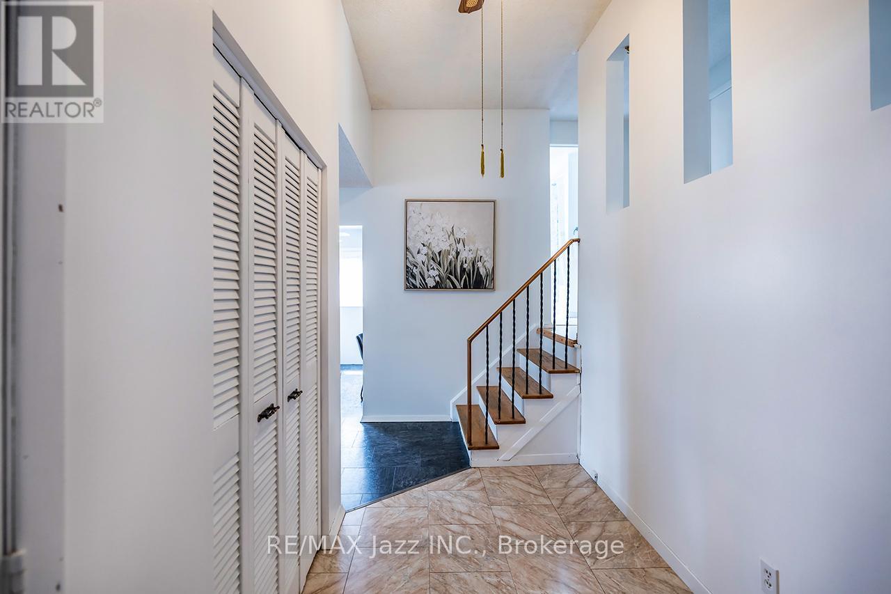 22 DEERPARK CRESCENT - 6