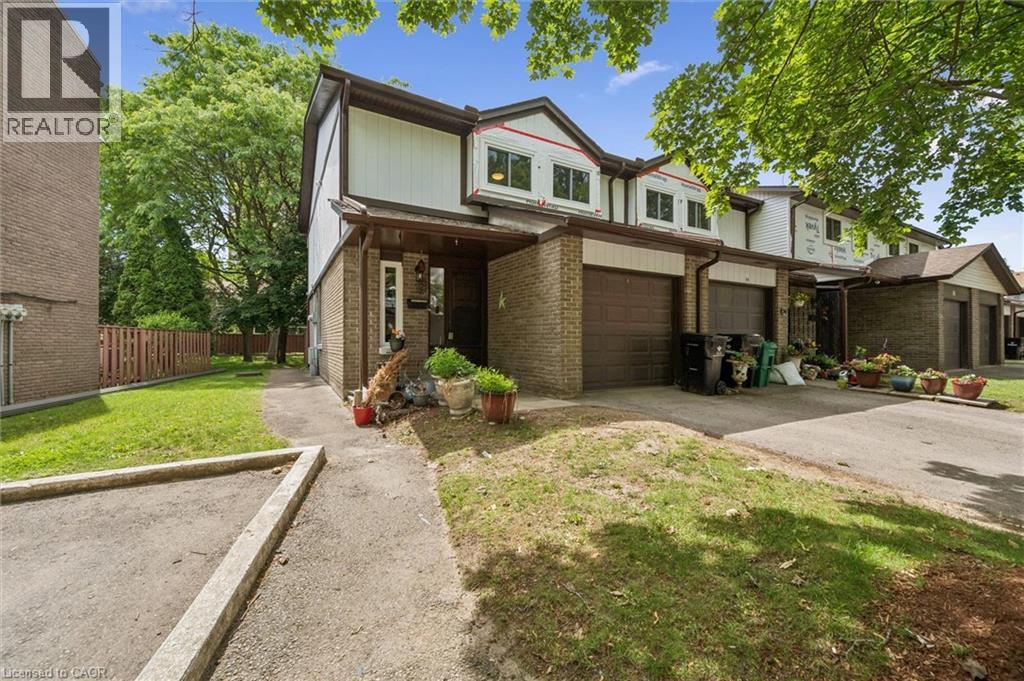 #53 46 CEDARWOODS Crescent - 1