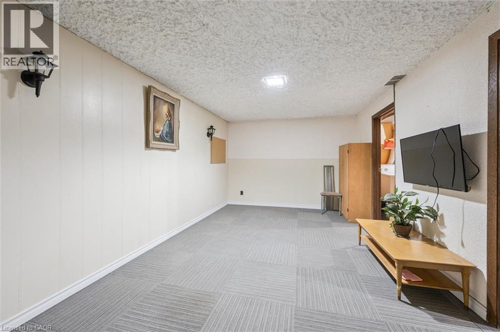 #53 46 CEDARWOODS Crescent - 19