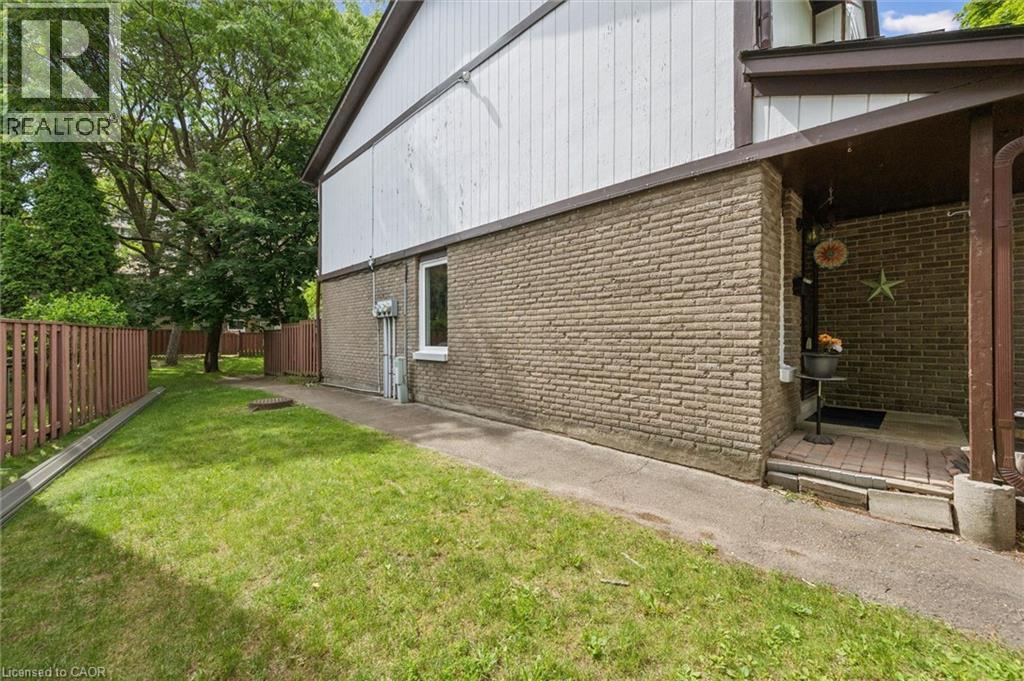 #53 46 CEDARWOODS Crescent - 23