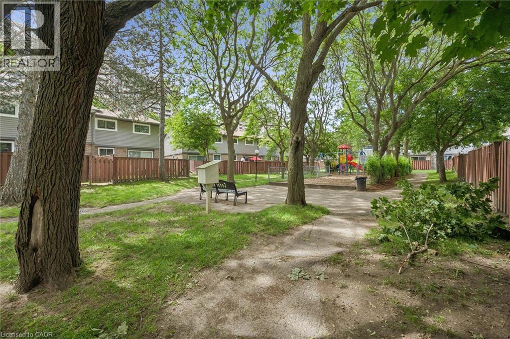 #53 46 CEDARWOODS Crescent - 24