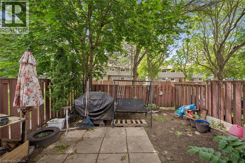 #53 46 CEDARWOODS Crescent - 28