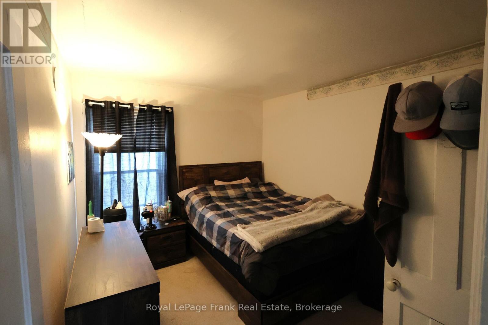 294 PARKHILL ROAD W - 18