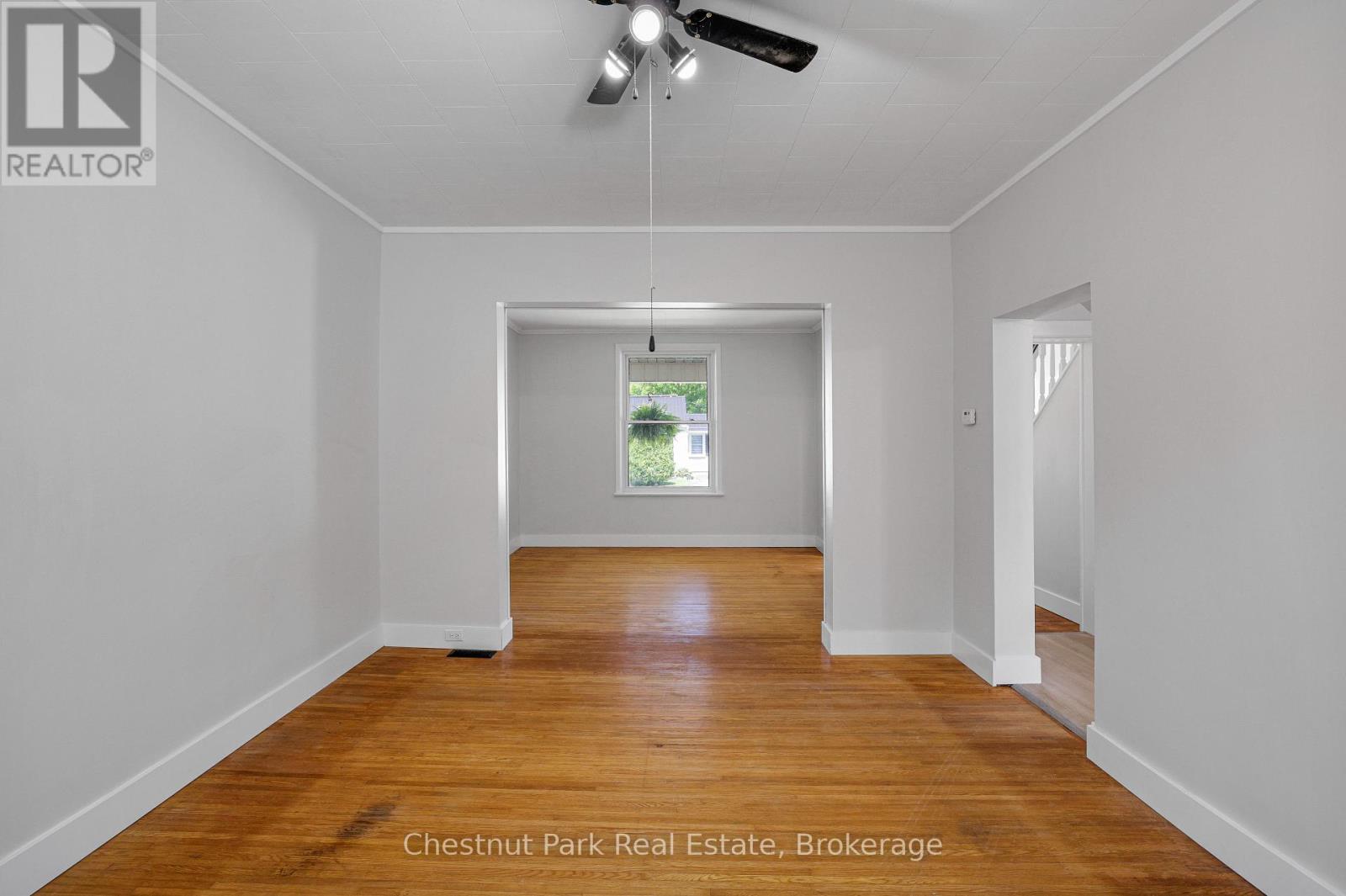 435 13TH STREET W - 12