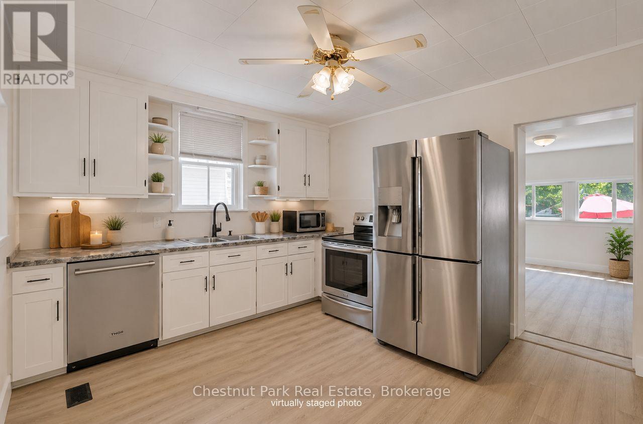 435 13TH STREET W - 16