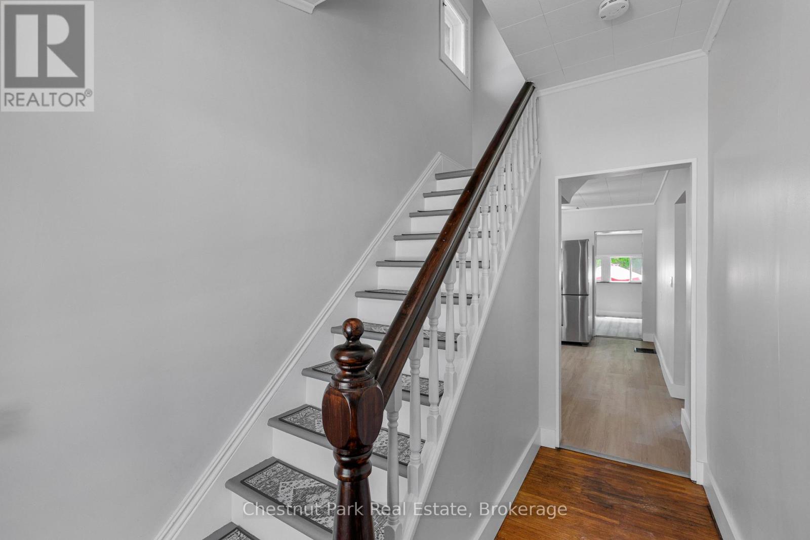 435 13TH STREET W - 24