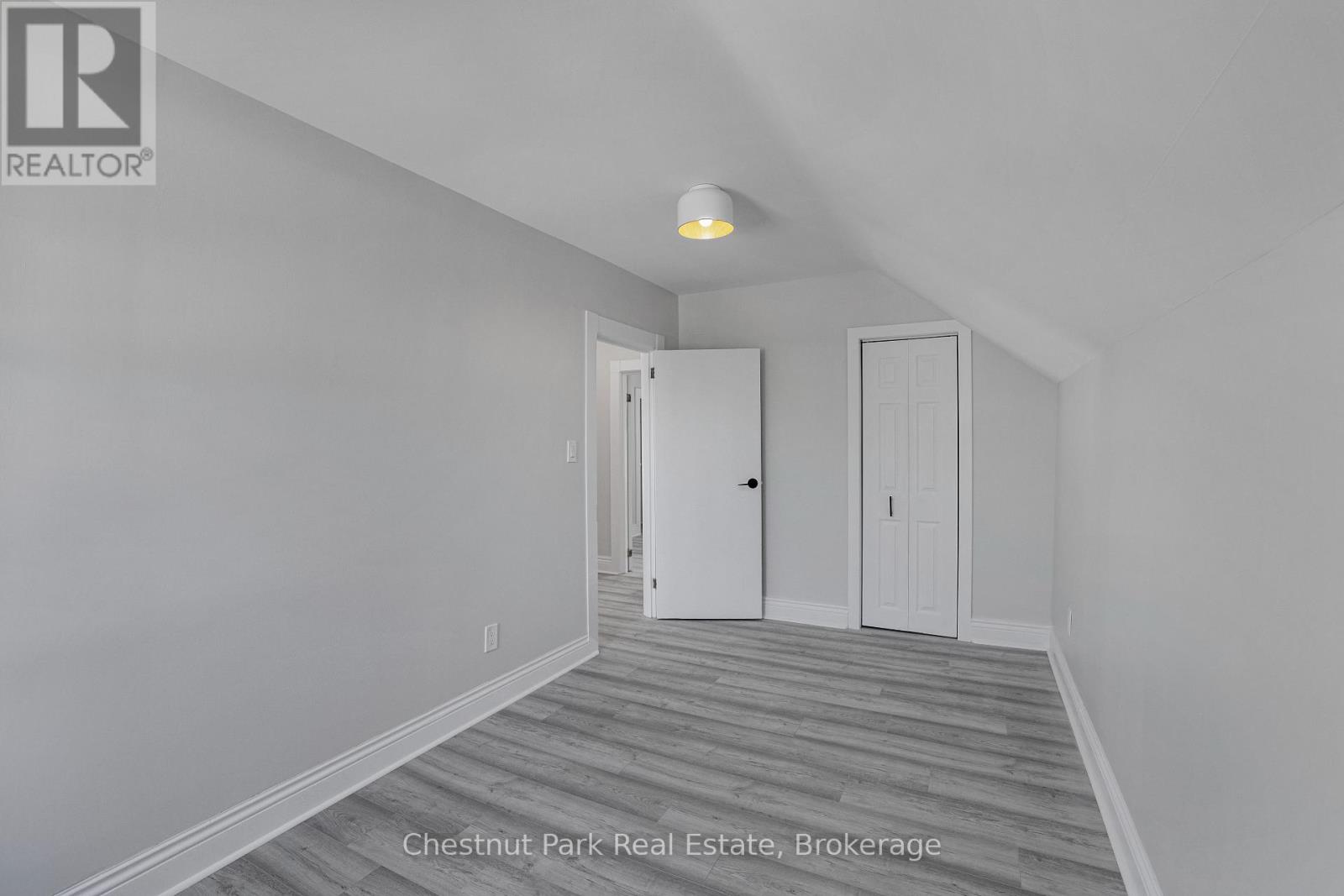 435 13TH STREET W - 30