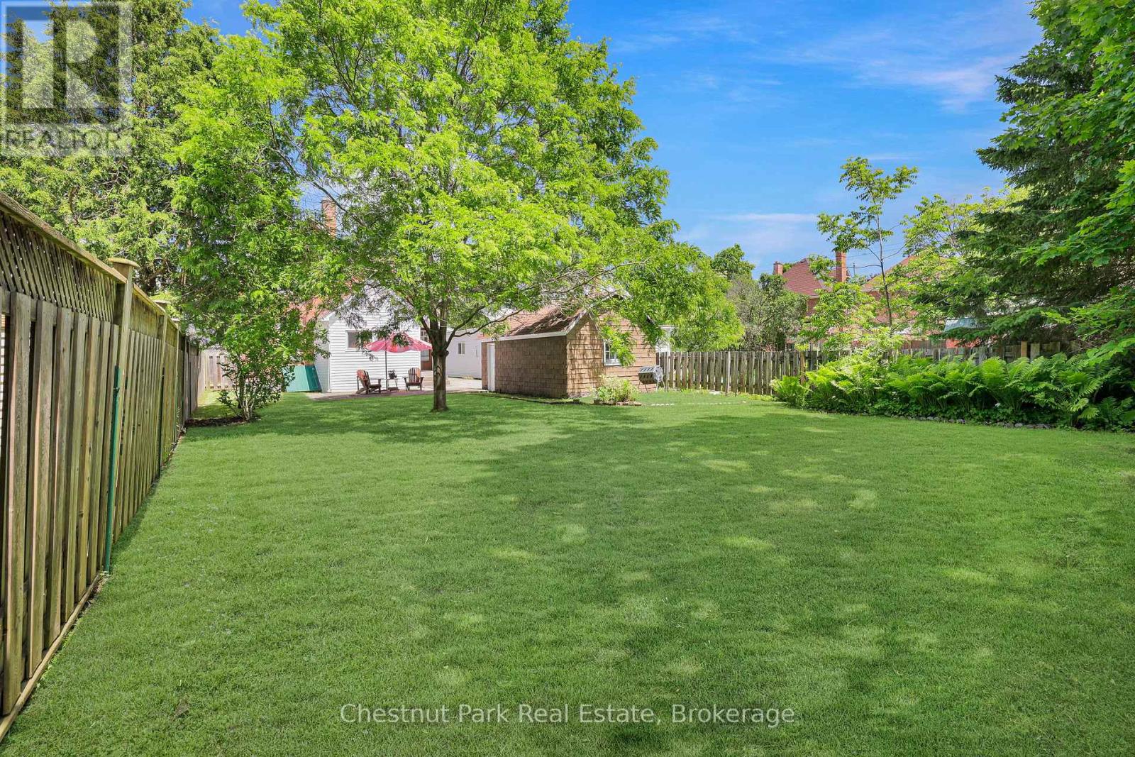 435 13TH STREET W - 39