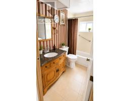 4 Springhill Road thumbnail 13