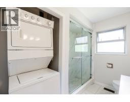5089 Inman Avenue, Burnaby, BC V5G2Y7 Photo 12