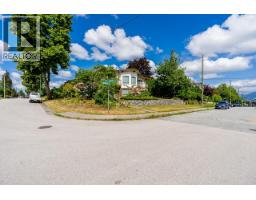 5089 Inman Avenue, Burnaby, BC V5G2Y7 Photo 39
