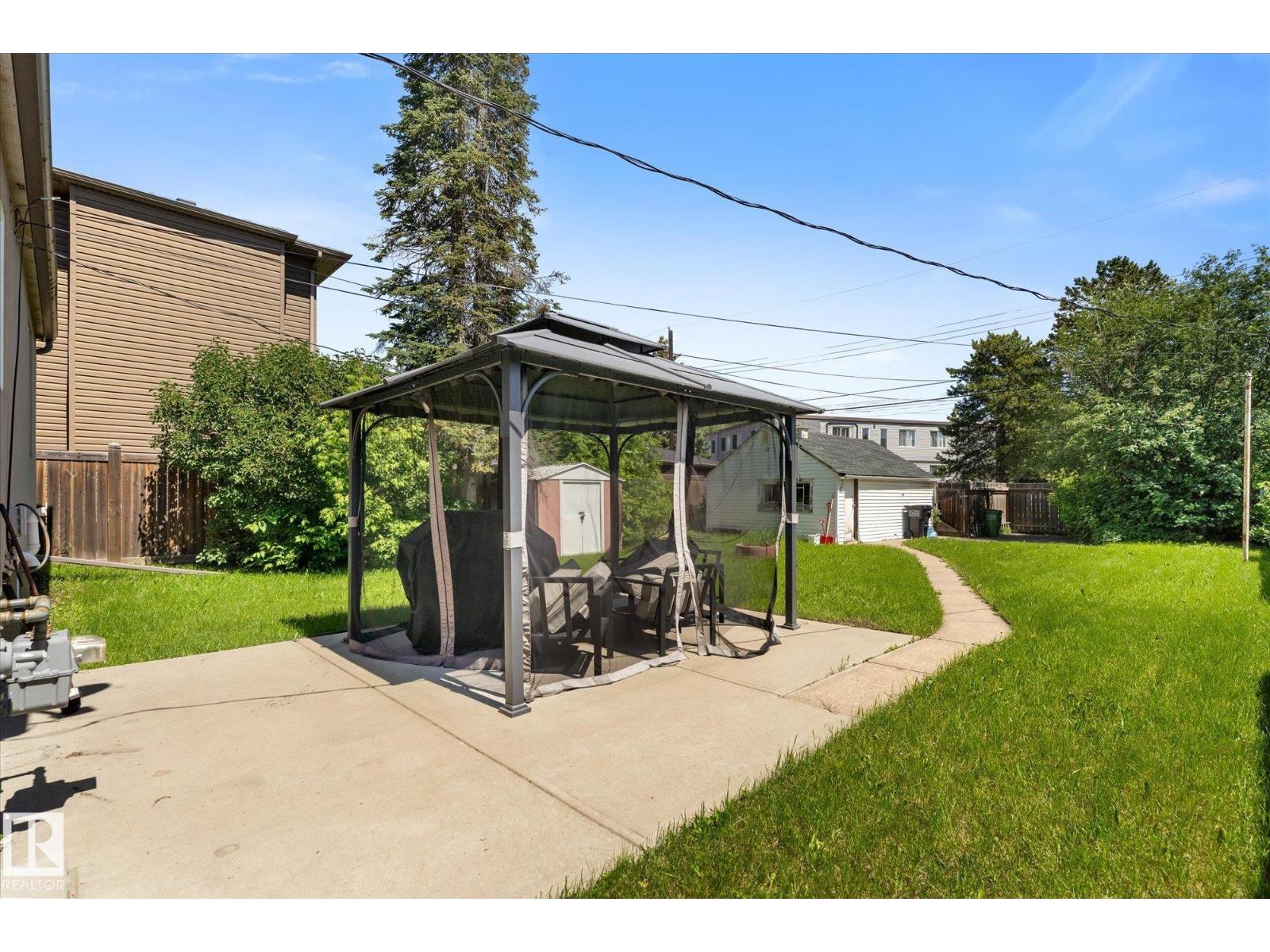 11727 129 ST NW - 33