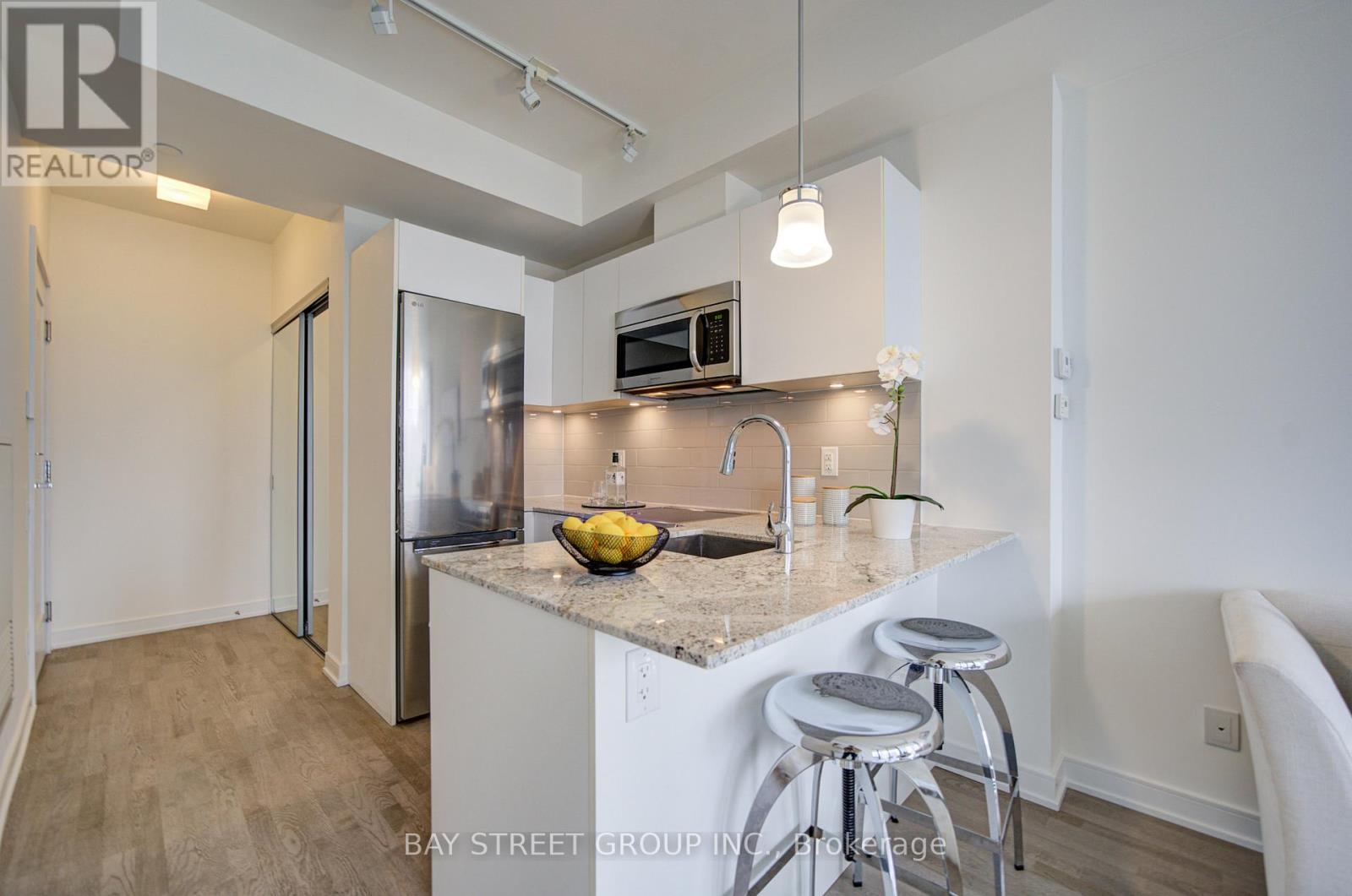 #2308 57 ST JOSEPH STREET - 5