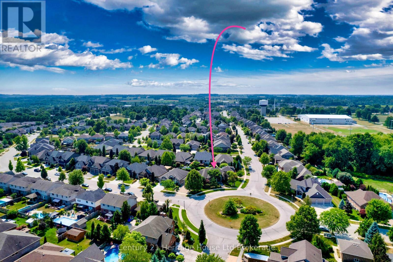 563 LAKEVIEW DRIVE - 47