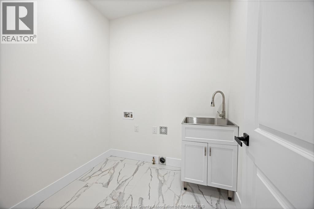 1909 SANNITA AVENUE - 22