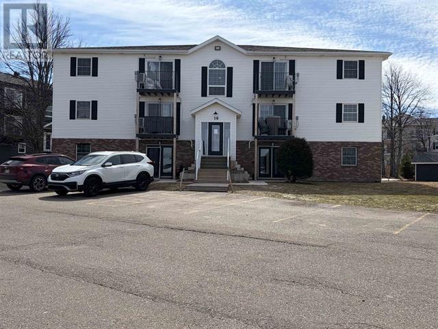 Unit 7 10 Glen Stewart Drive - 1