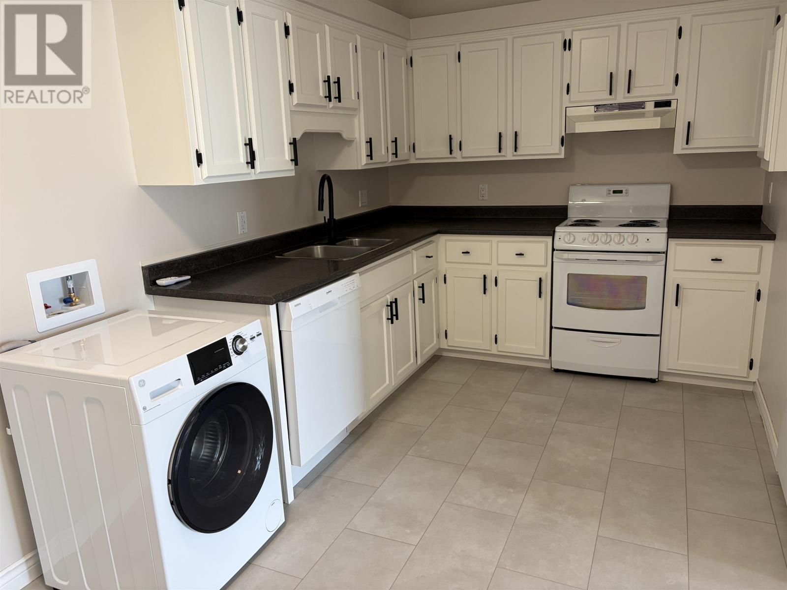 Unit 7 10 Glen Stewart Drive - 3