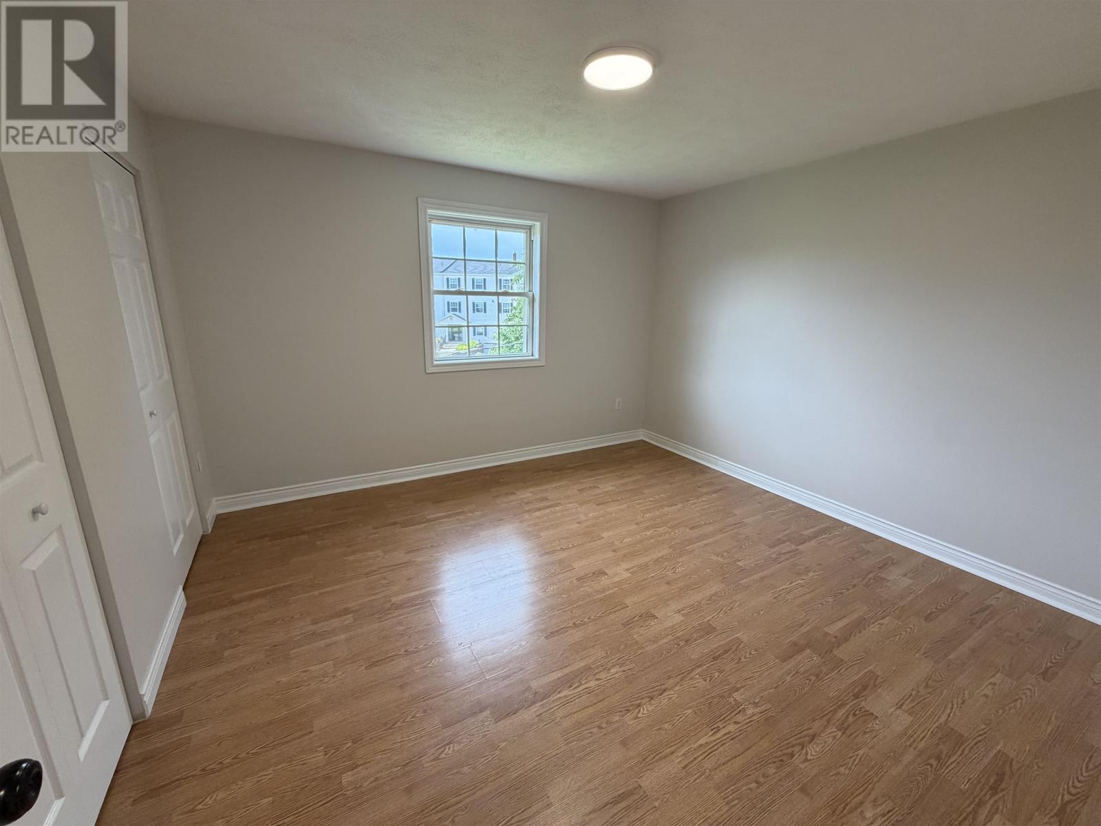 Unit 7 10 Glen Stewart Drive - 7