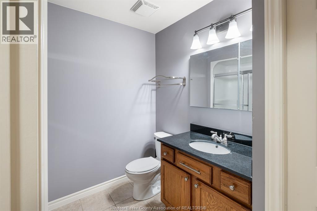 11827 BOULDER CRESCENT - 10