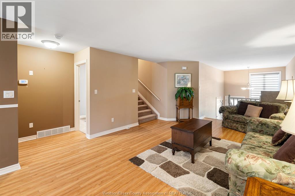 11827 BOULDER CRESCENT - 16