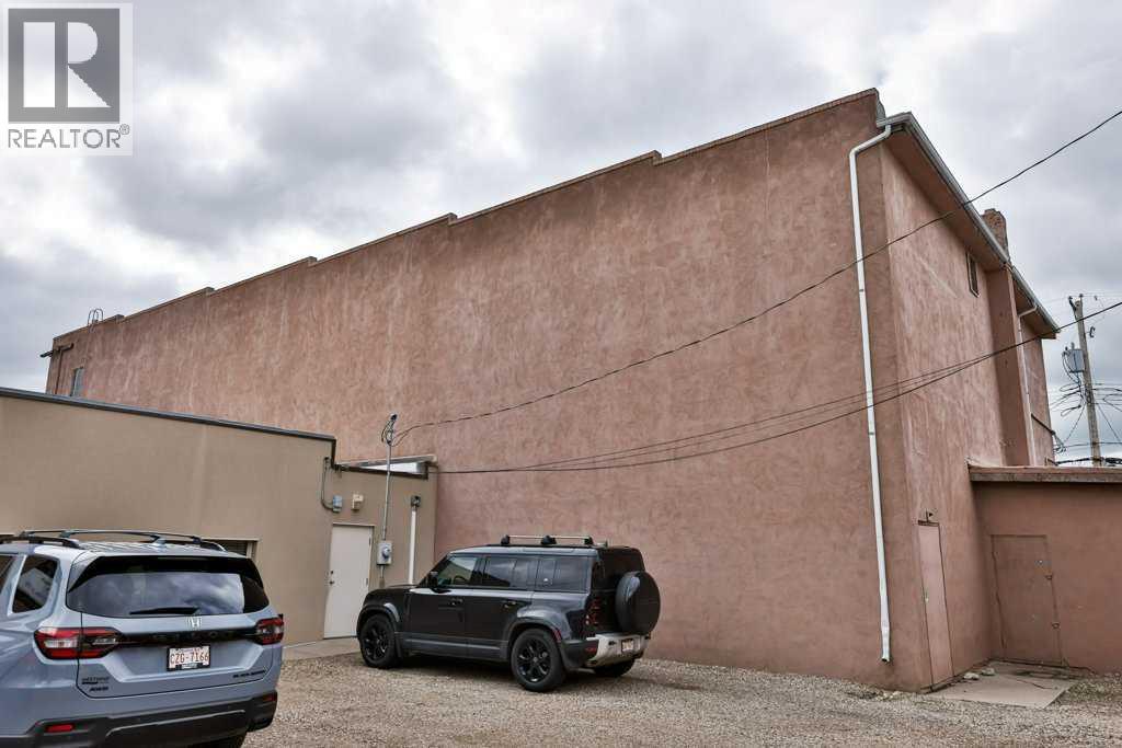 5224 48 Avenue — photo 8