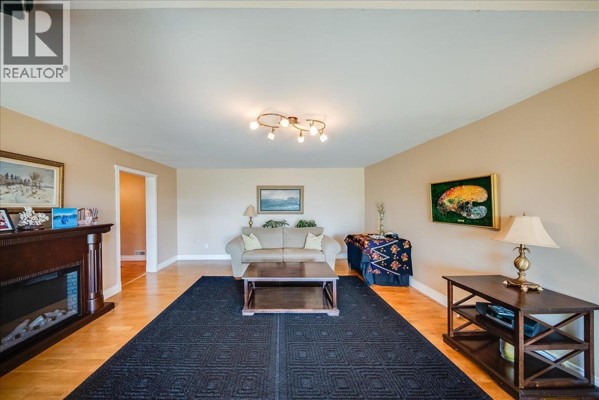 2390 McLeod Avenue - 5