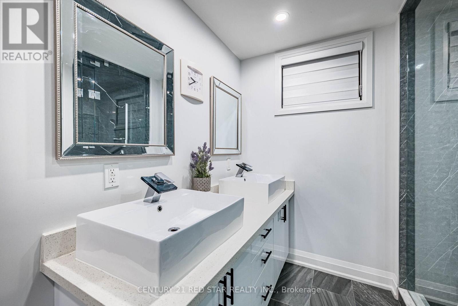 48 MORRA AVENUE - 39
