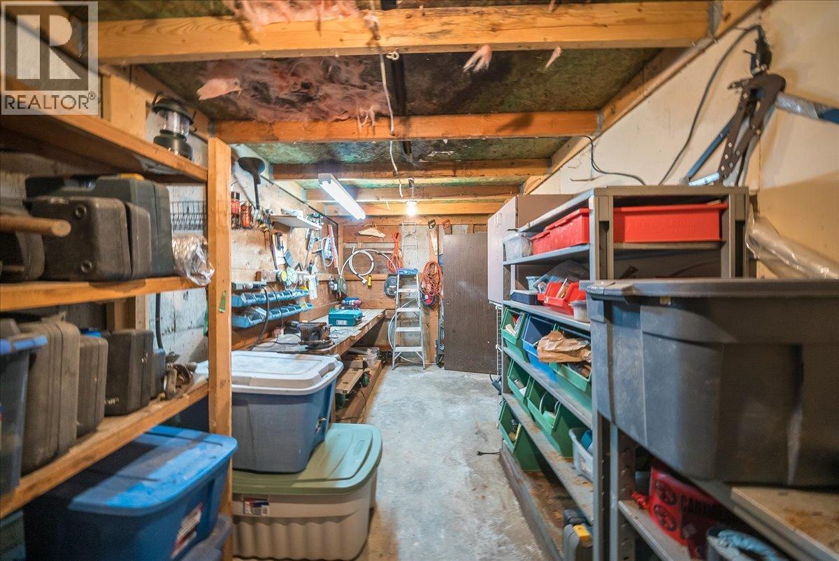 2390 McLeod Avenue - 52