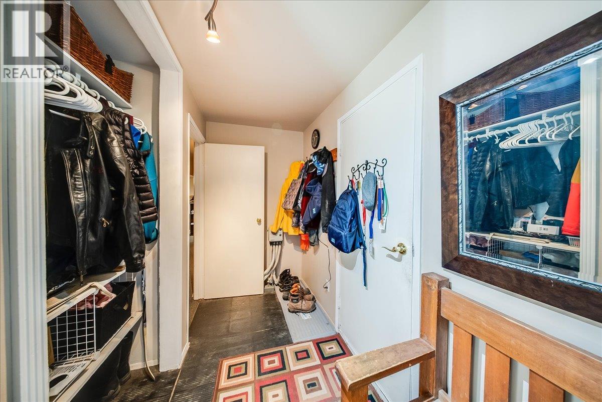 2390 McLeod Avenue - 47