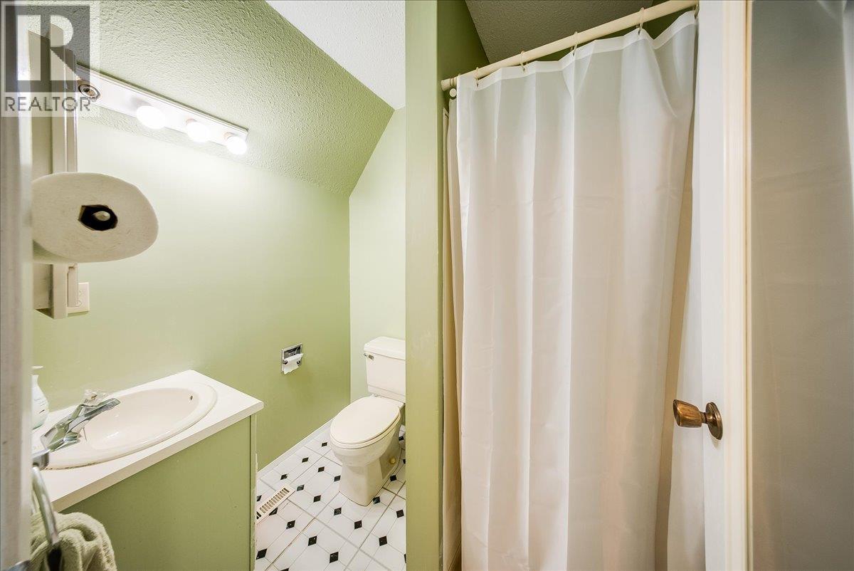 2390 McLeod Avenue - 30