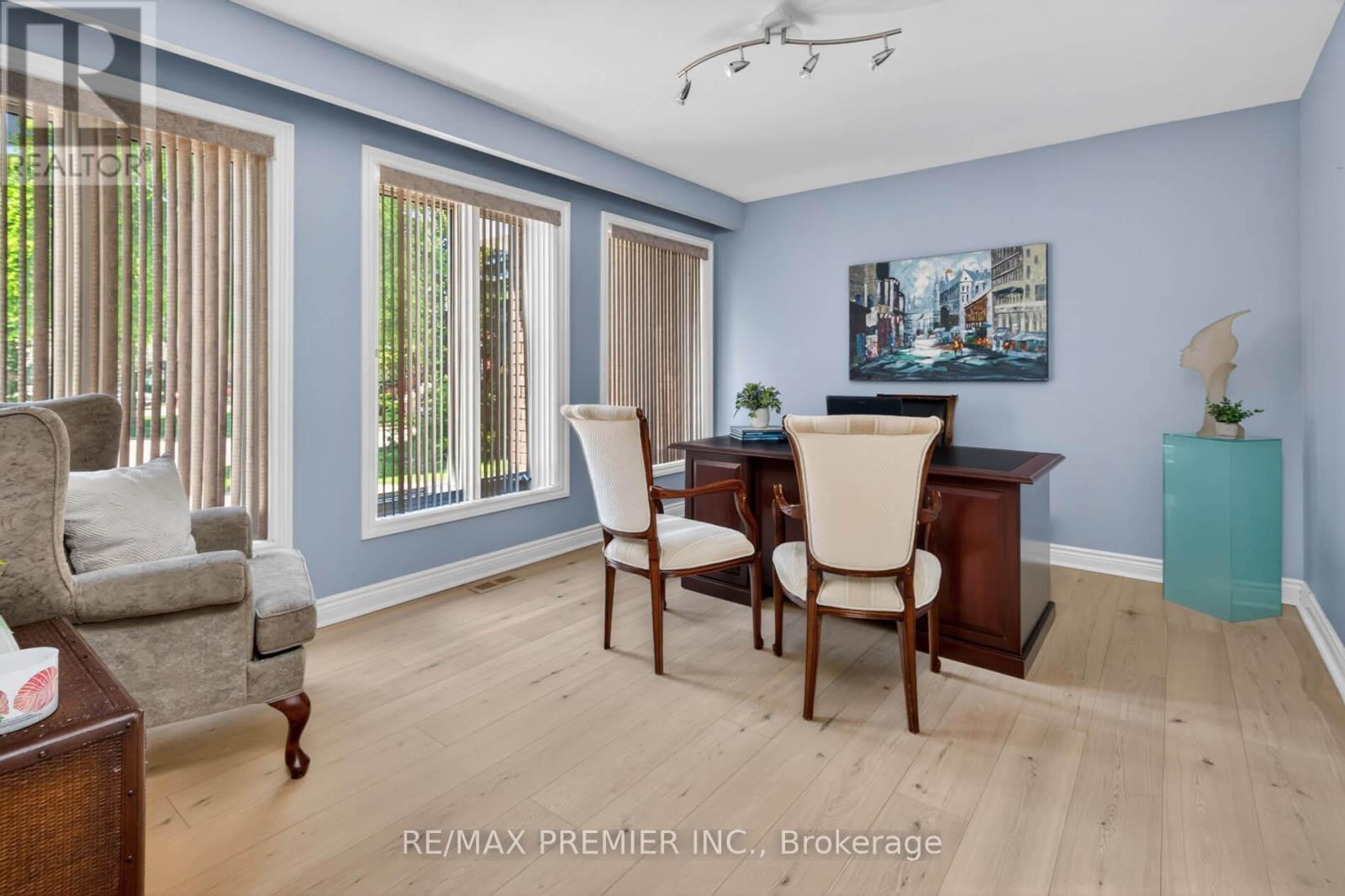 35 LORENGATE PLACE - 17