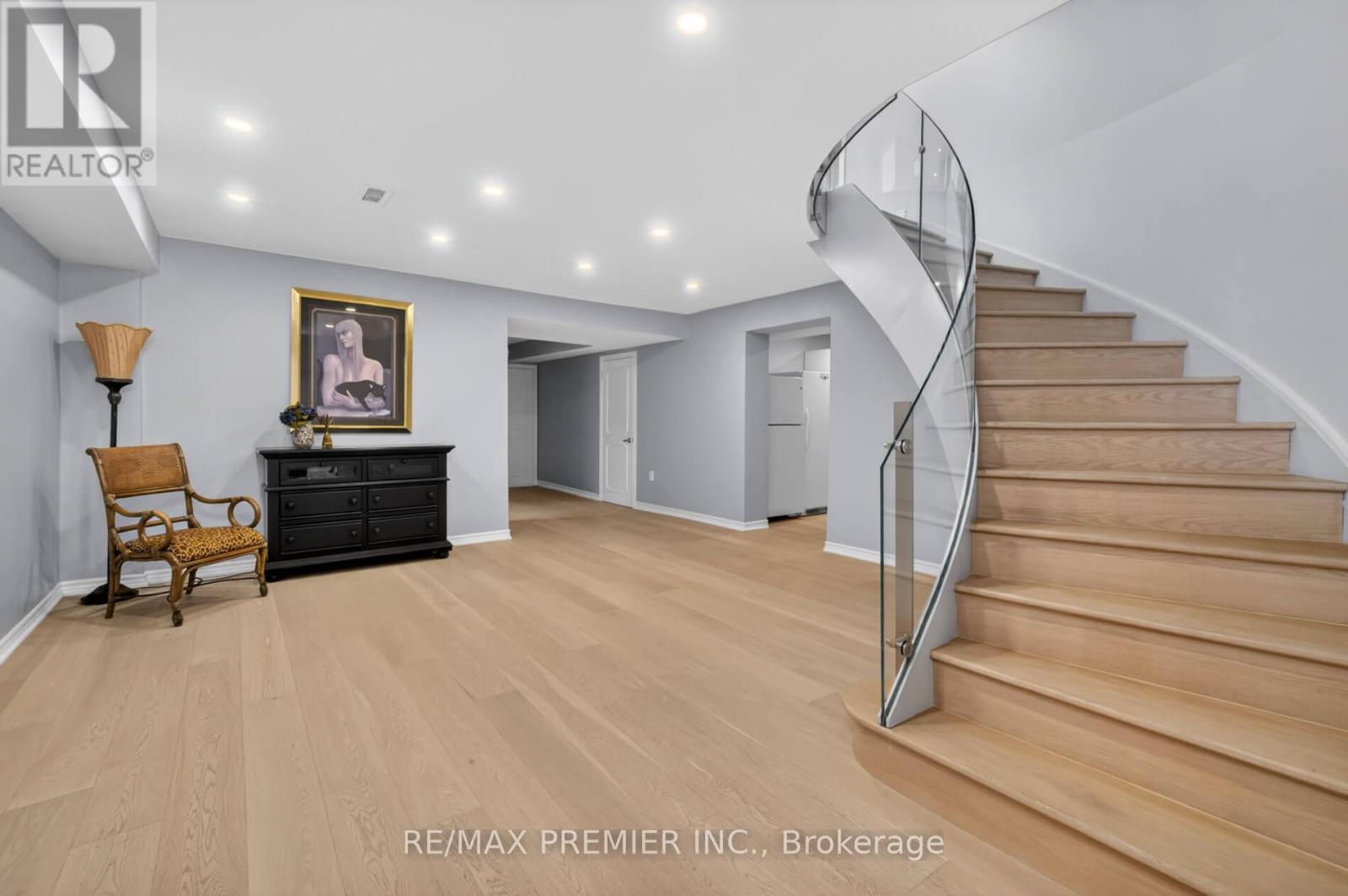35 LORENGATE PLACE - 26