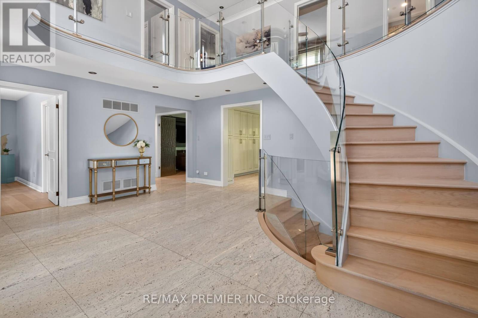 35 LORENGATE PLACE - 4