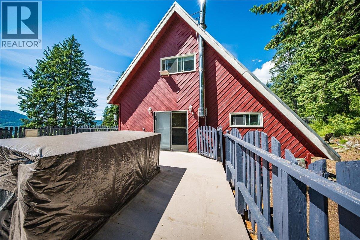2390 McLeod Avenue - 56