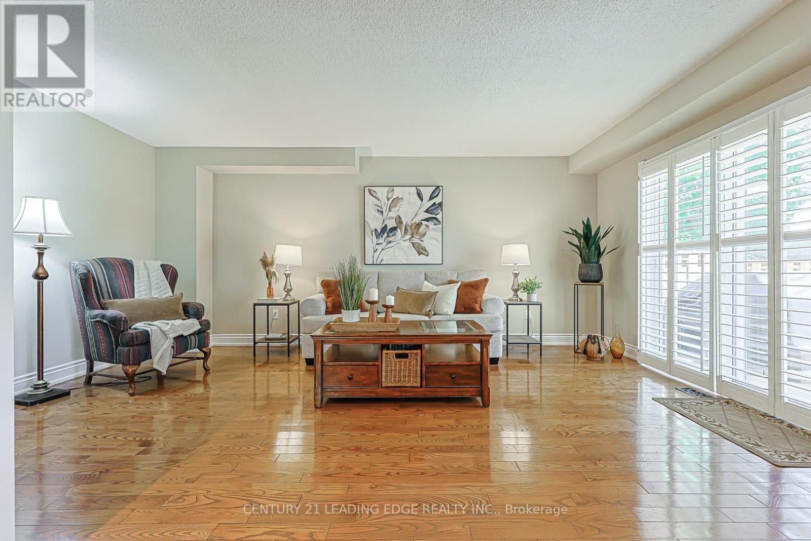 43 BISHOP CRESCENT - 9