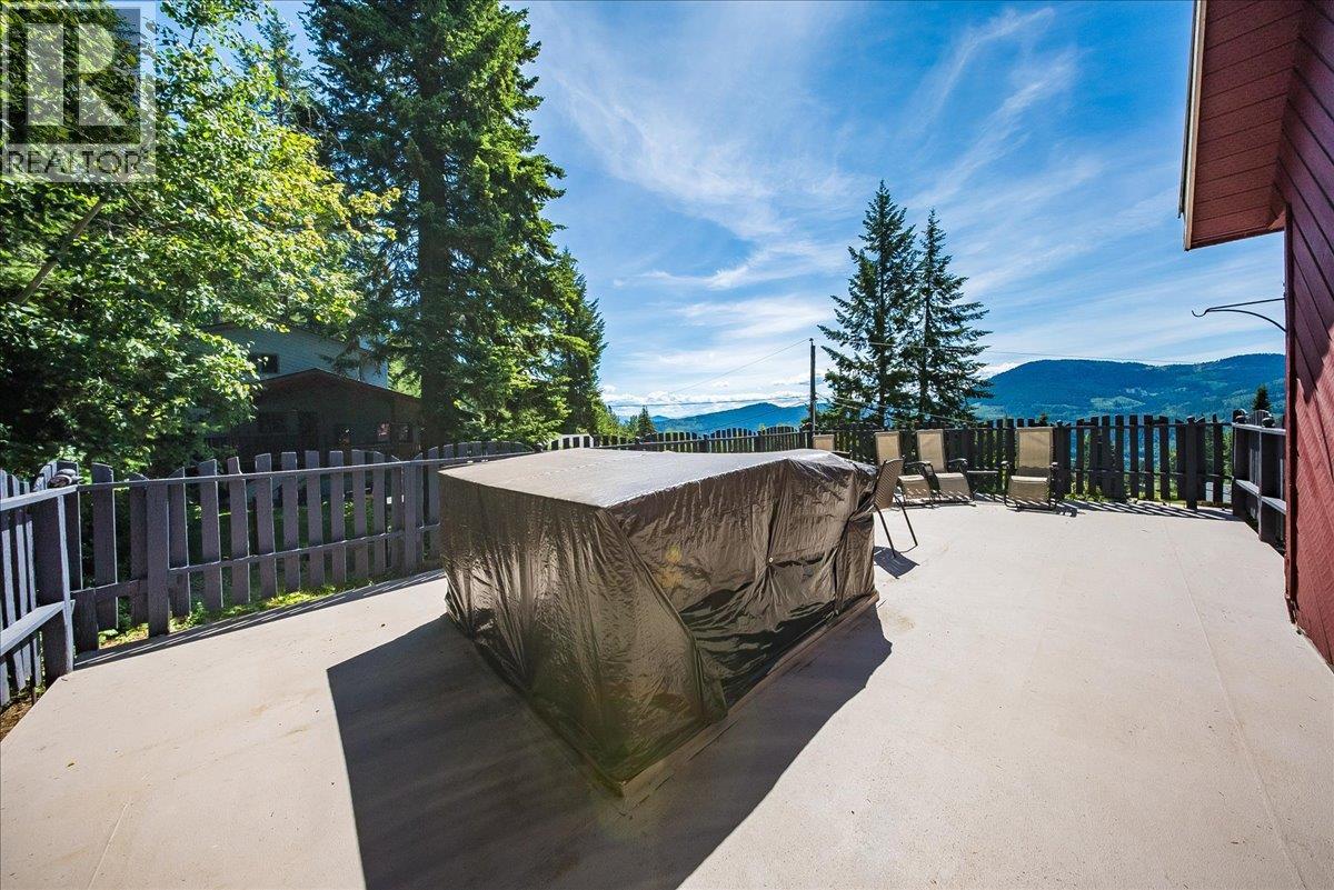 2390 McLeod Avenue - 22
