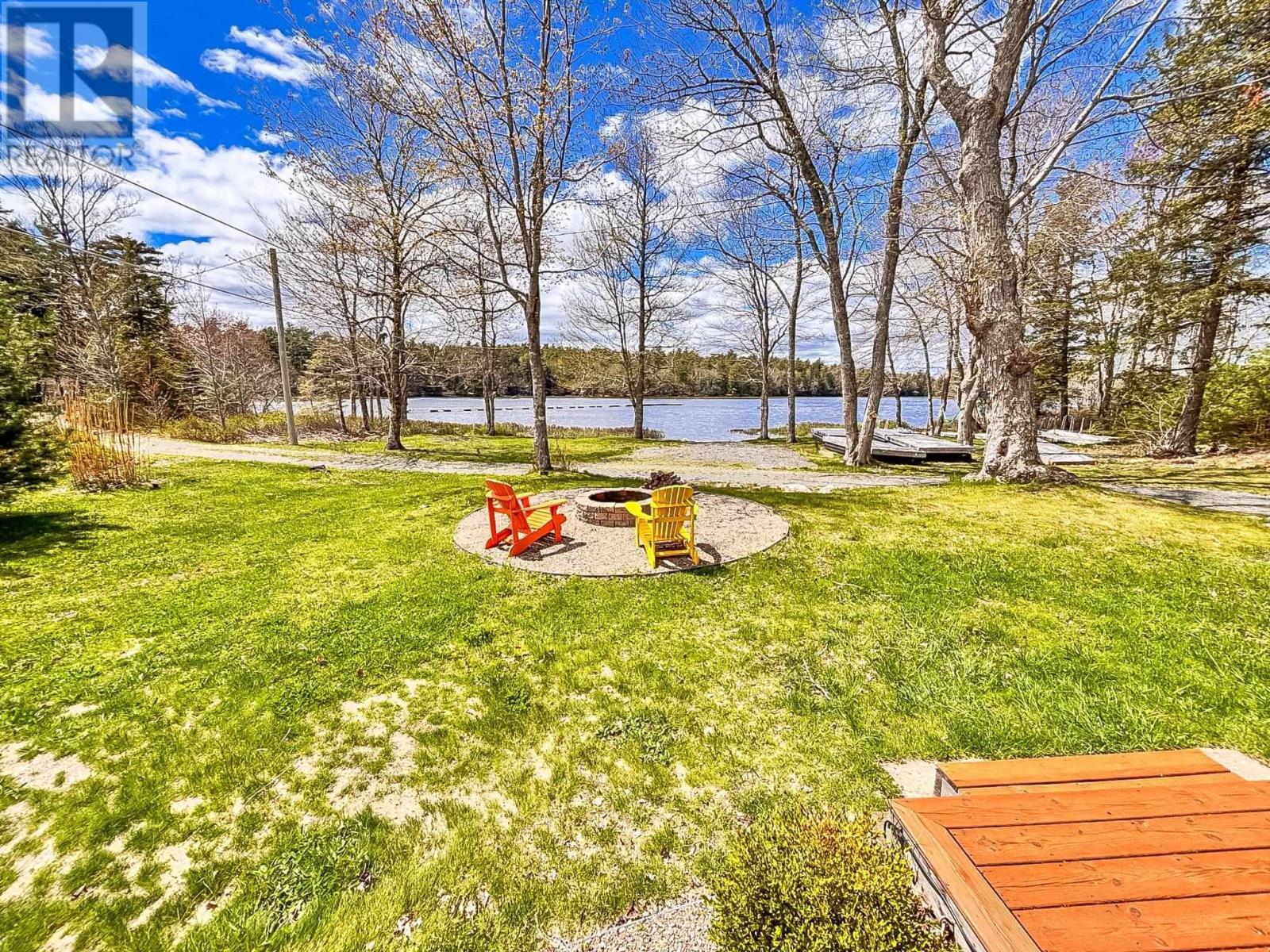 31 FLOSSIE Lane - 11