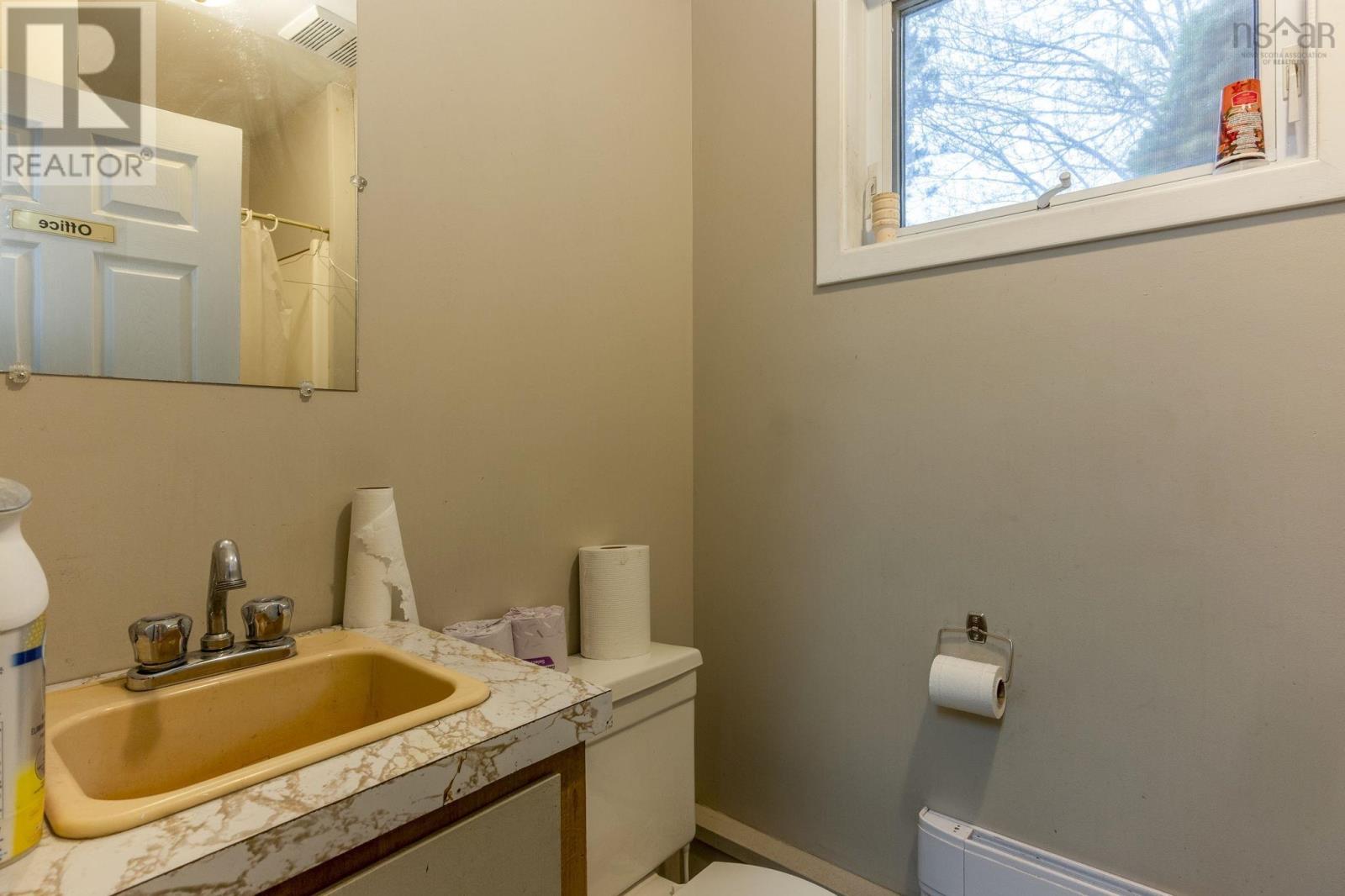 1878 Torbrook Road - 29