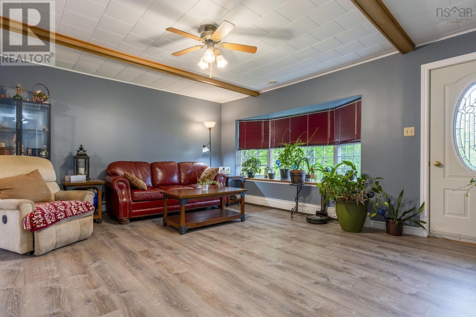 1878 Torbrook Road - 10