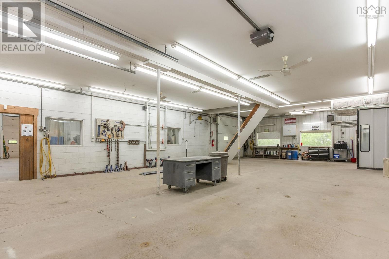 1878 Torbrook Road - 36