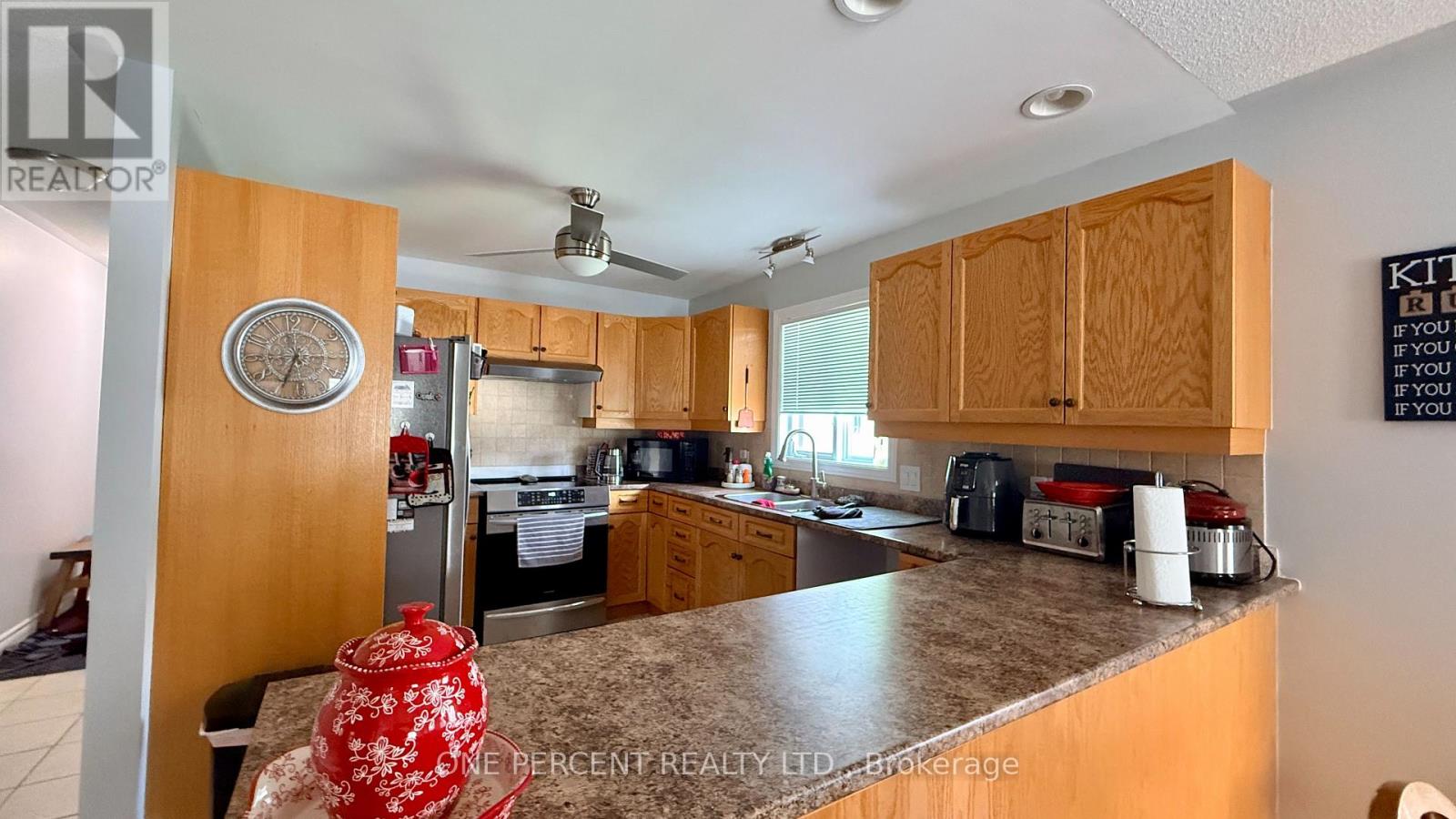 25 KENTUCKY AVENUE - 8