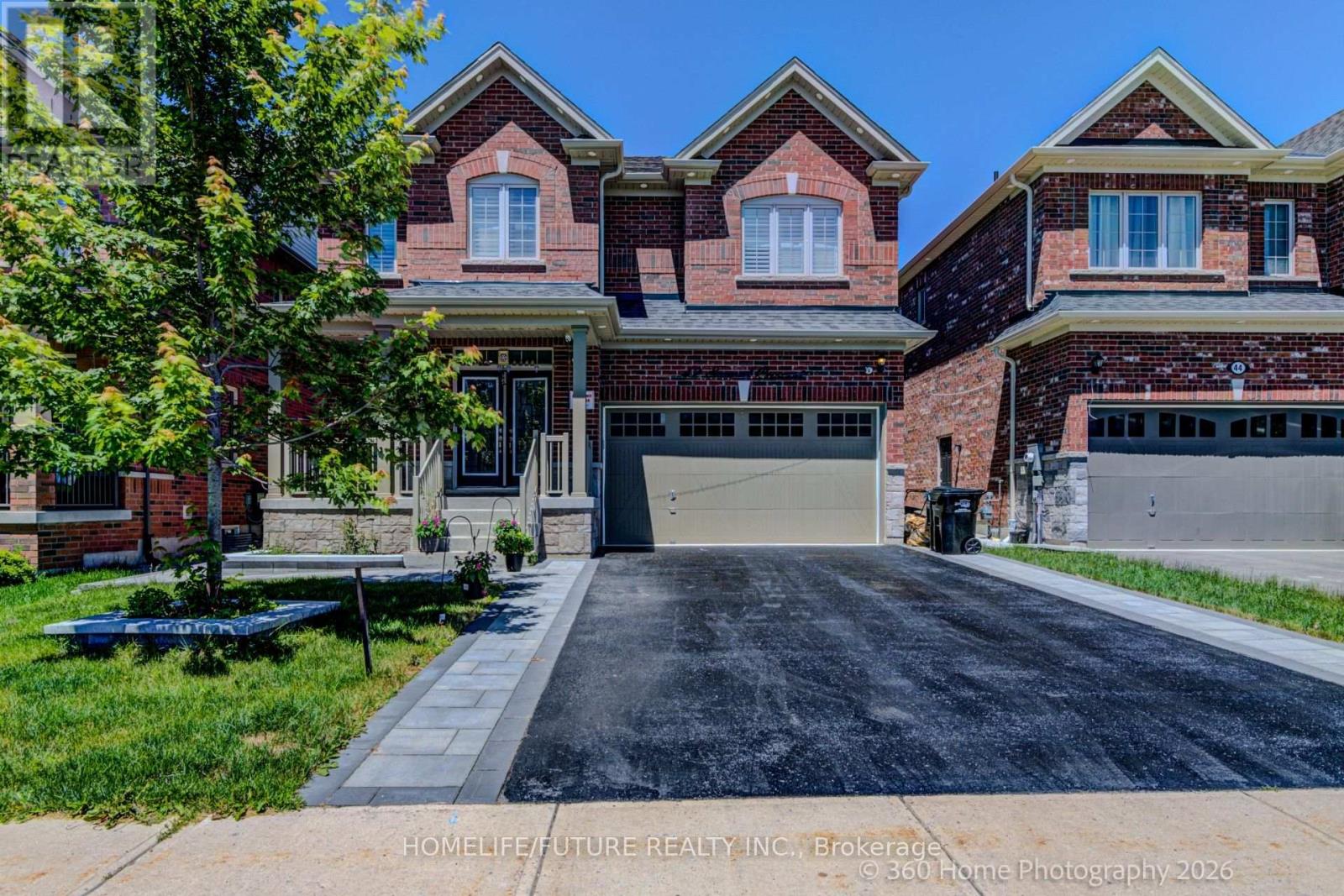 42 SAMUEL CRESCENT - 1