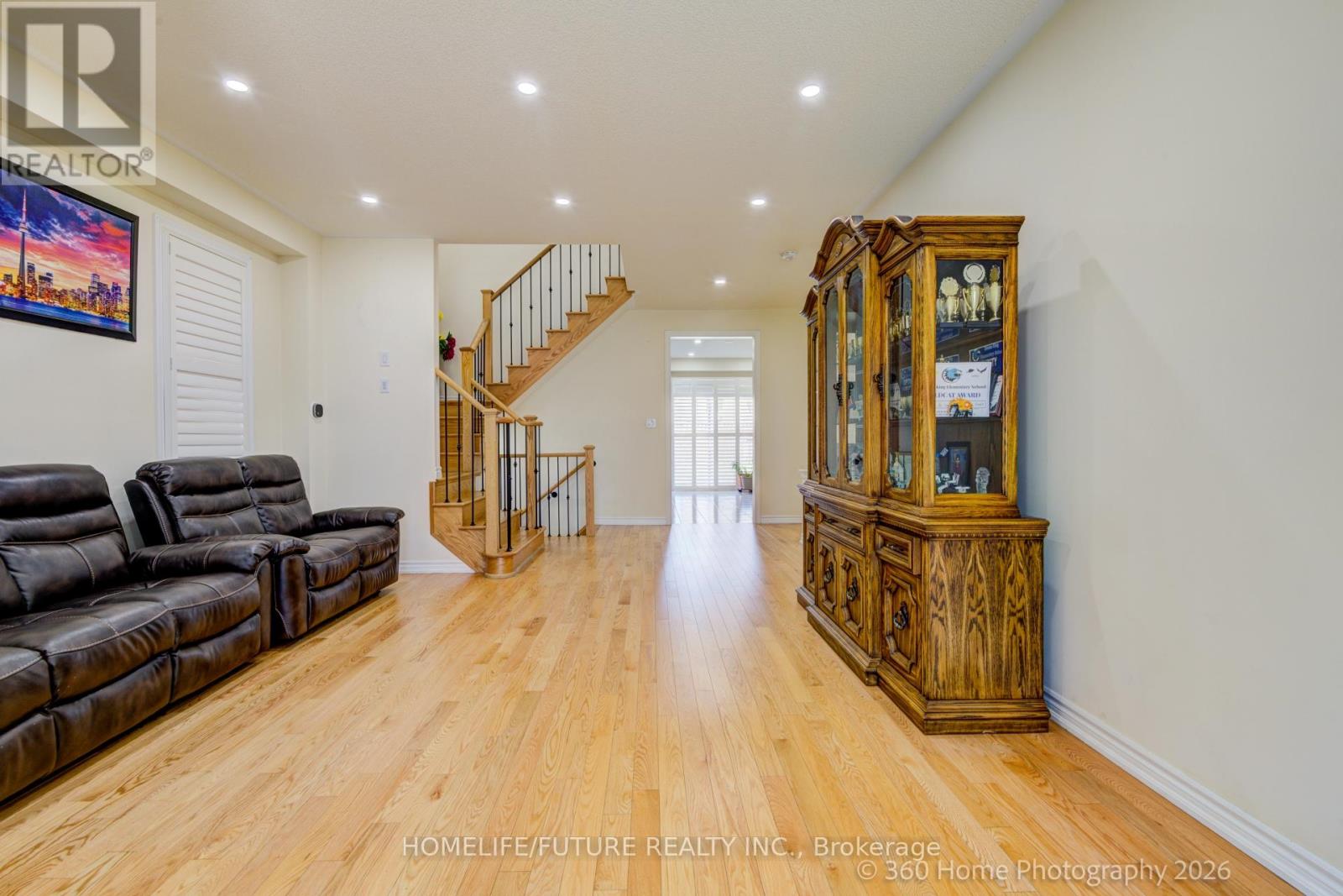 42 SAMUEL CRESCENT - 5