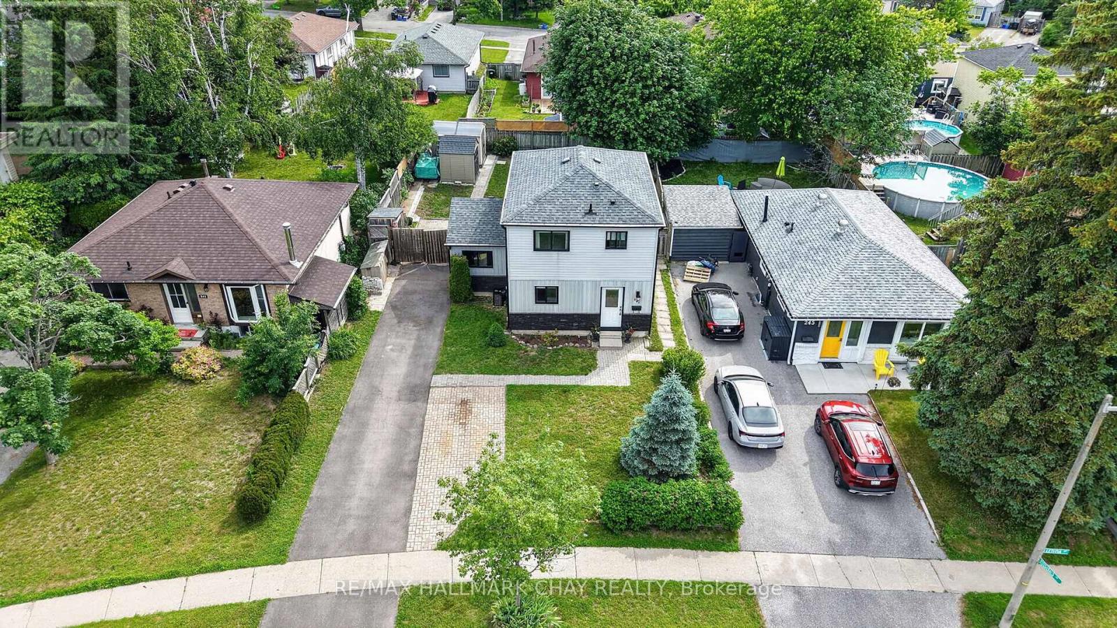243 LETITIA STREET - 14