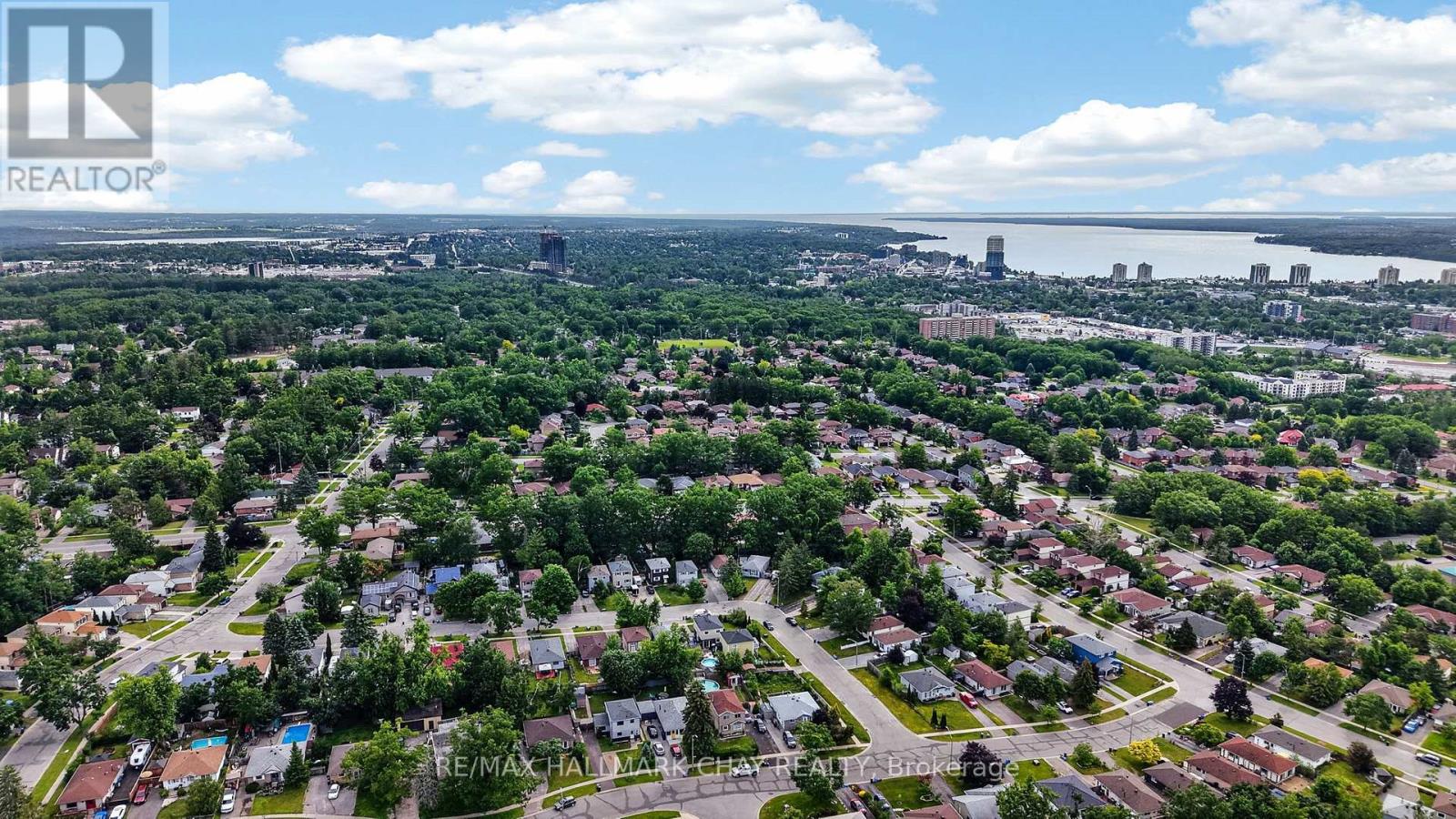 243 LETITIA STREET - 16