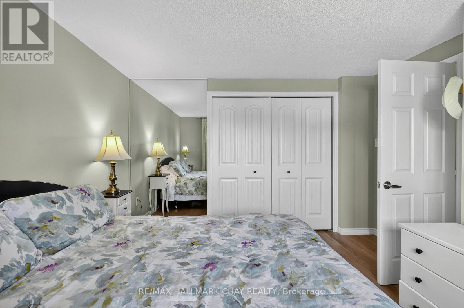 243 LETITIA STREET - 33