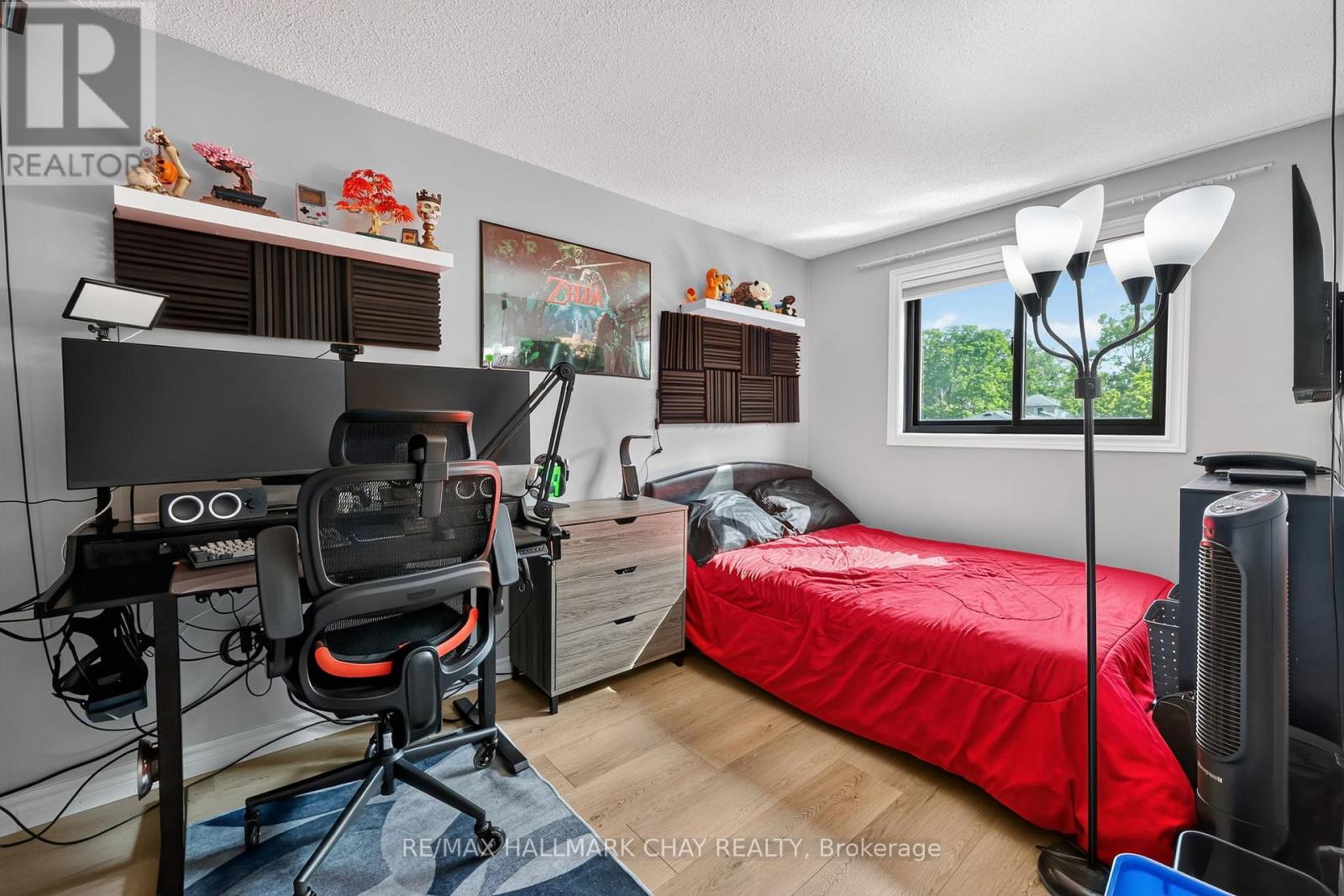 243 LETITIA STREET - 35