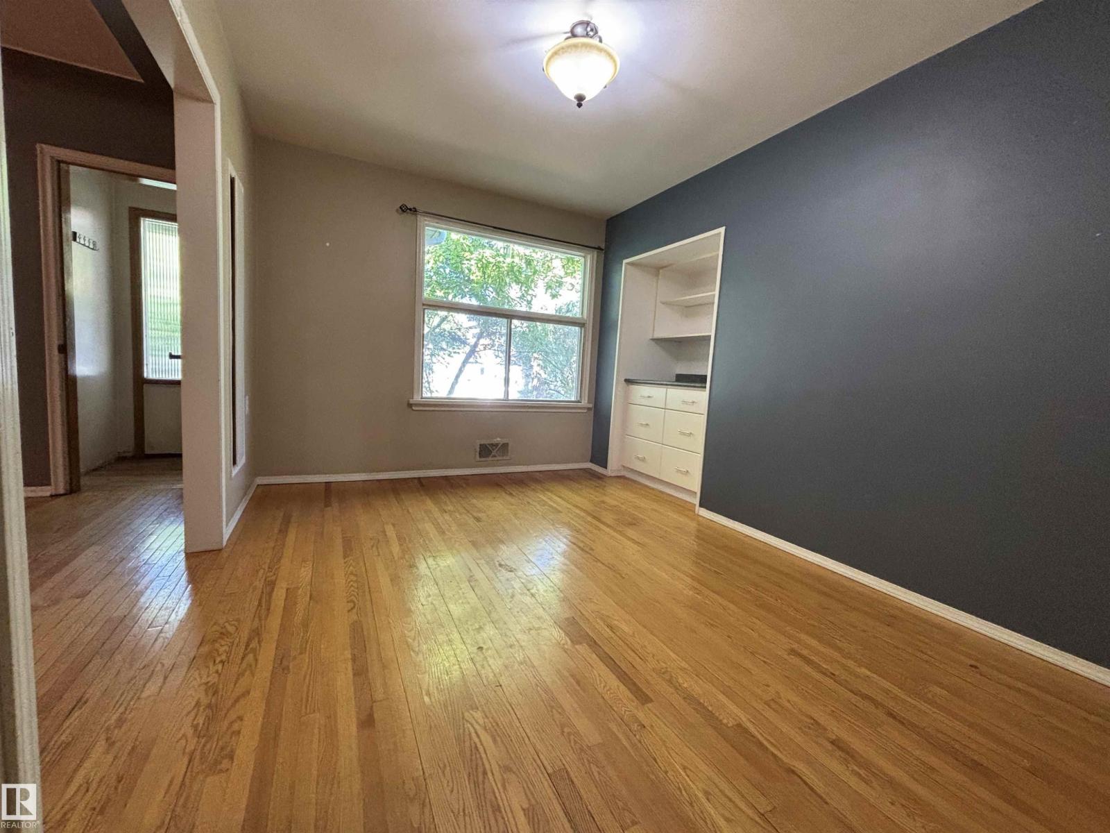 6713 106 ST NW NW — photo 10