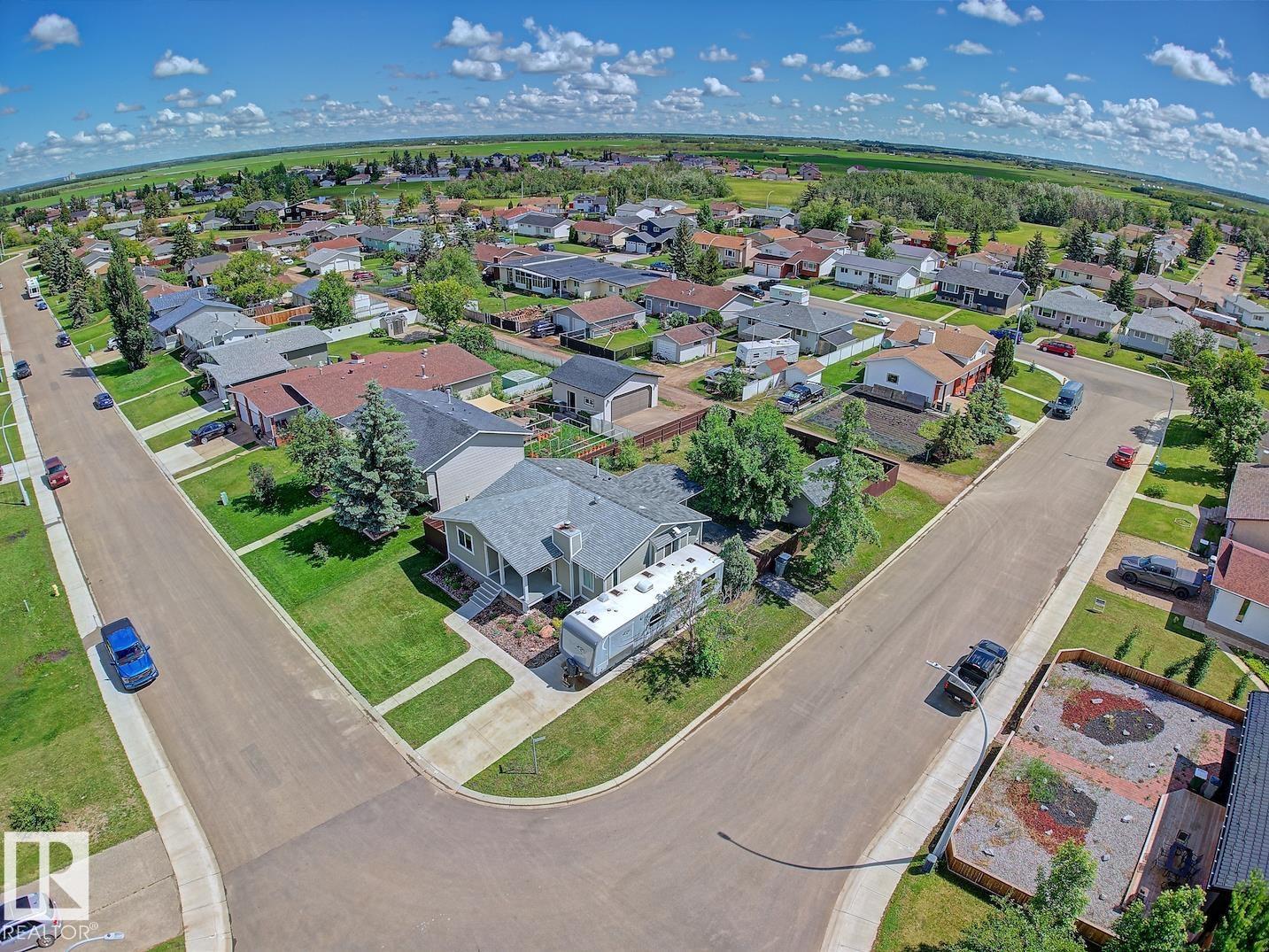 5007 47 ST - 62