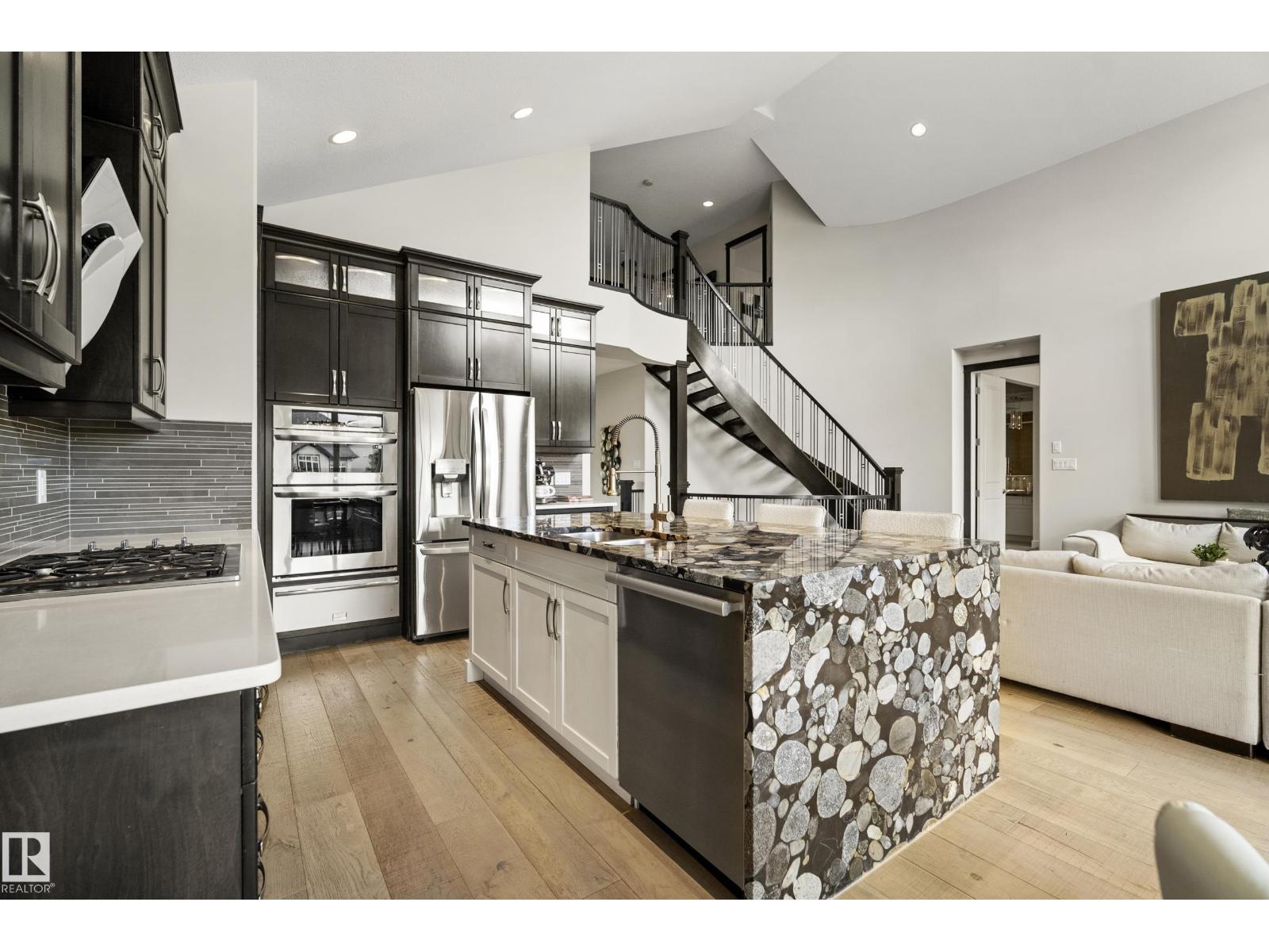 1121 ADAMSON DR SW — photo 18